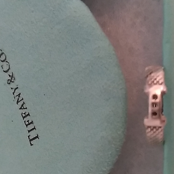 Tiffany & Co. Somerset mesh pinkie ring-has significant damage - Picture 2 of 5